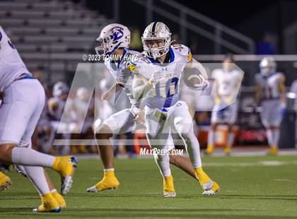 Thumbnail 3 in Brock @ Ponder photogallery.