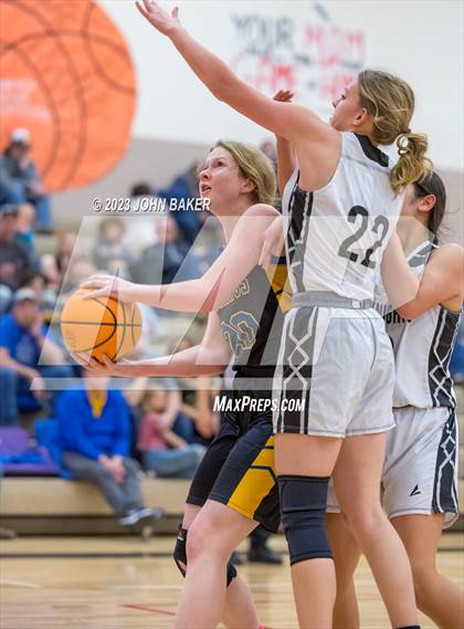 Thumbnail 3 in Round Mountain vs. Lund (NIAA 1A Central League Semifinal) photogallery.
