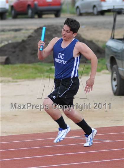 Thumbnail 2 in 2011 Michelle Perry Track Meet photogallery.