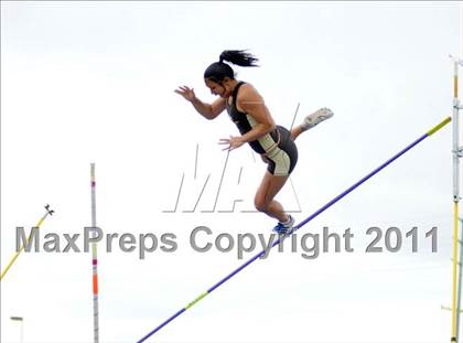 Thumbnail 3 in 2011 Michelle Perry Track Meet photogallery.