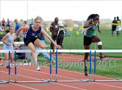 Thumbnail 2 in 2011 Michelle Perry Track Meet photogallery.