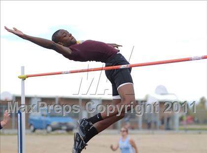 Thumbnail 2 in 2011 Michelle Perry Track Meet photogallery.