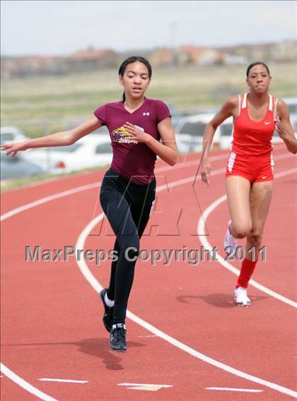 Thumbnail 3 in 2011 Michelle Perry Track Meet photogallery.