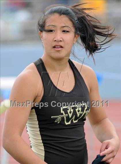 Thumbnail 3 in 2011 Michelle Perry Track Meet photogallery.