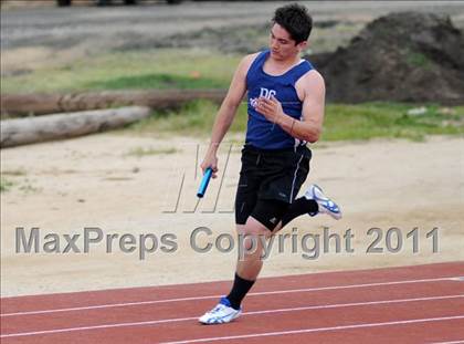 Thumbnail 3 in 2011 Michelle Perry Track Meet photogallery.