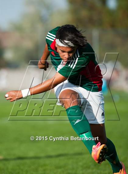 Thumbnail 3 in Arapahoe vs. Smoky Hill photogallery.