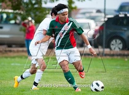 Thumbnail 2 in Arapahoe vs. Smoky Hill photogallery.