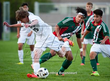 Thumbnail 1 in Arapahoe vs. Smoky Hill photogallery.