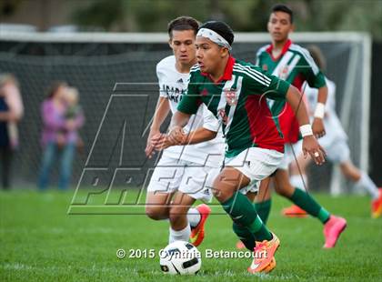 Thumbnail 2 in Arapahoe vs. Smoky Hill photogallery.