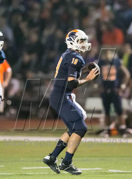 Thumbnail 1 in Eastside Catholic vs. Eastlake photogallery.