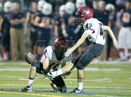 Thumbnail 2 in Eastside Catholic vs. Eastlake photogallery.