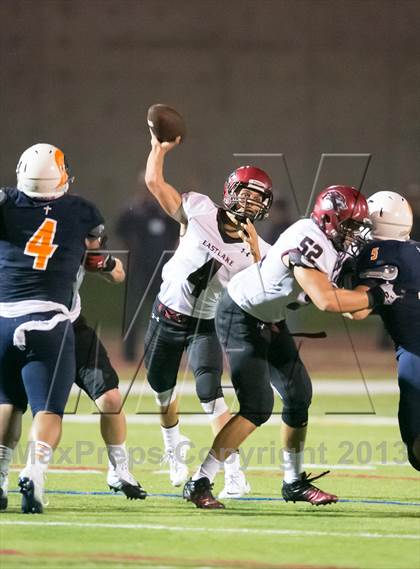Thumbnail 3 in Eastside Catholic vs. Eastlake photogallery.
