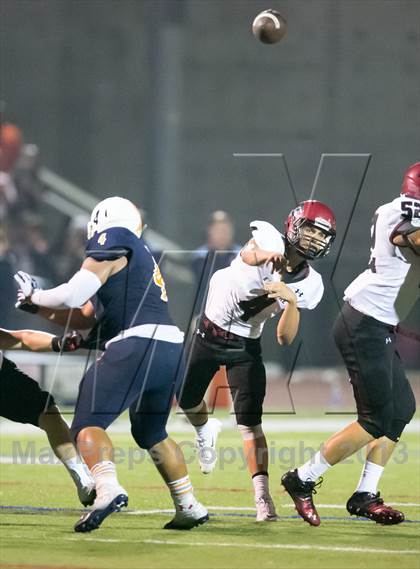 Thumbnail 2 in Eastside Catholic vs. Eastlake photogallery.