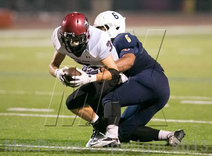 Thumbnail 2 in Eastside Catholic vs. Eastlake photogallery.