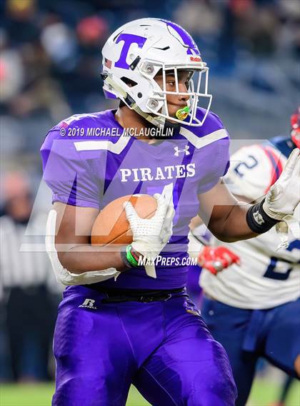 Thumbnail 1 in Erasmus Hall vs. Tottenville (PSAL Section 12 City Conference Final) photogallery.
