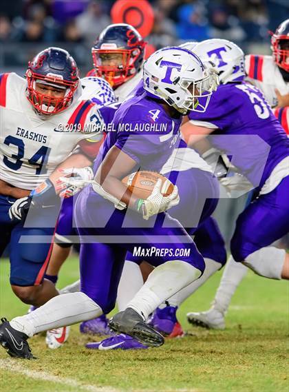 Thumbnail 3 in Erasmus Hall vs. Tottenville (PSAL Section 12 City Conference Final) photogallery.