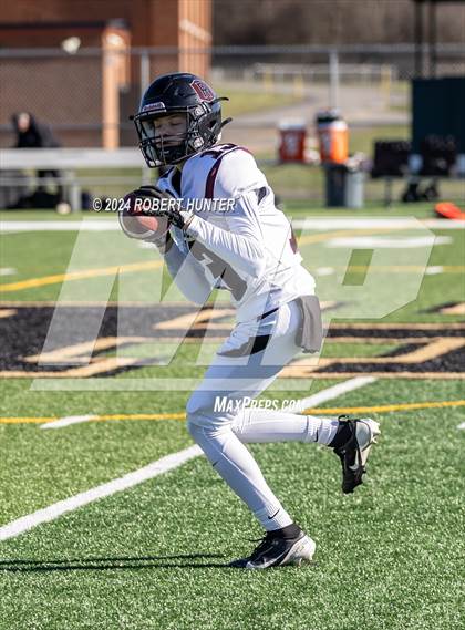 Thumbnail 1 in Le Roy/Caledonia-Mumford vs. East Rochester-Gananda (NYSPHSAA Section V Class C Final) photogallery.