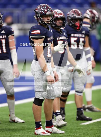 Thumbnail 3 in Wimberley vs. Cuero (UIL 4A D2 Regional Playoff) photogallery.
