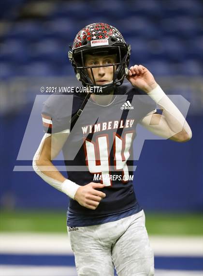 Thumbnail 1 in Wimberley vs. Cuero (UIL 4A D2 Regional Playoff) photogallery.