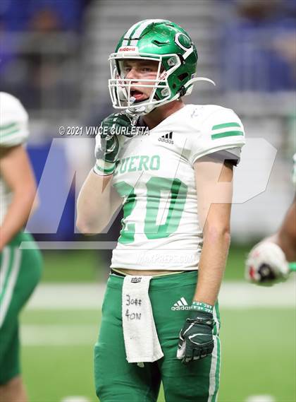 Thumbnail 1 in Wimberley vs. Cuero (UIL 4A D2 Regional Playoff) photogallery.
