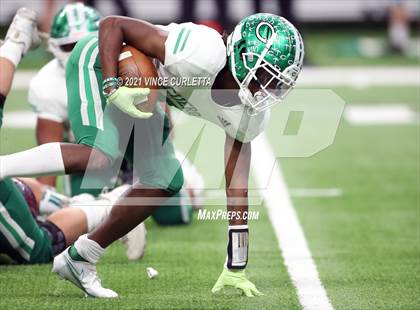 Thumbnail 1 in Wimberley vs. Cuero (UIL 4A D2 Regional Playoff) photogallery.