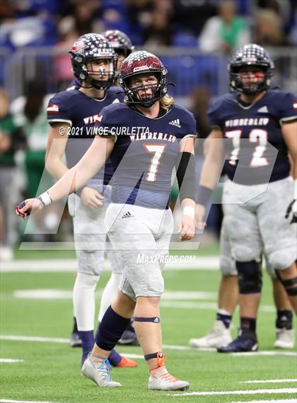 Thumbnail 1 in Wimberley vs. Cuero (UIL 4A D2 Regional Playoff) photogallery.