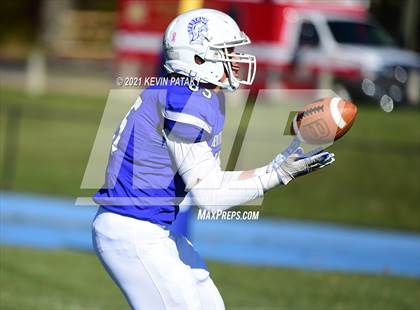 Thumbnail 3 in Rocky Hill @ Lewis Mills photogallery.