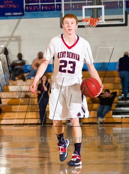 Thumbnail 1 in Holy Family vs. Kent Denver (CHSAA 3A Metro League Final) photogallery.