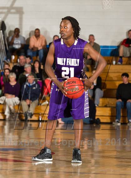Thumbnail 1 in Holy Family vs. Kent Denver (CHSAA 3A Metro League Final) photogallery.