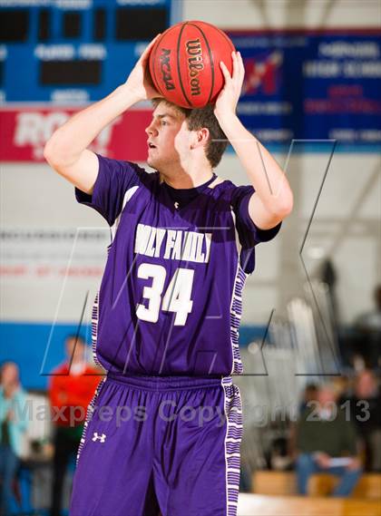 Thumbnail 3 in Holy Family vs. Kent Denver (CHSAA 3A Metro League Final) photogallery.