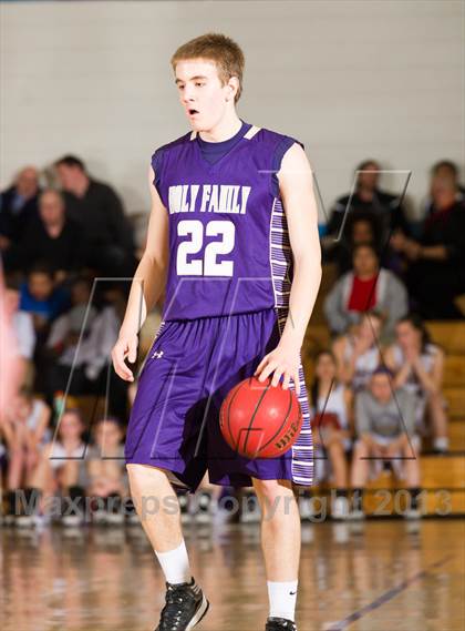 Thumbnail 3 in Holy Family vs. Kent Denver (CHSAA 3A Metro League Final) photogallery.