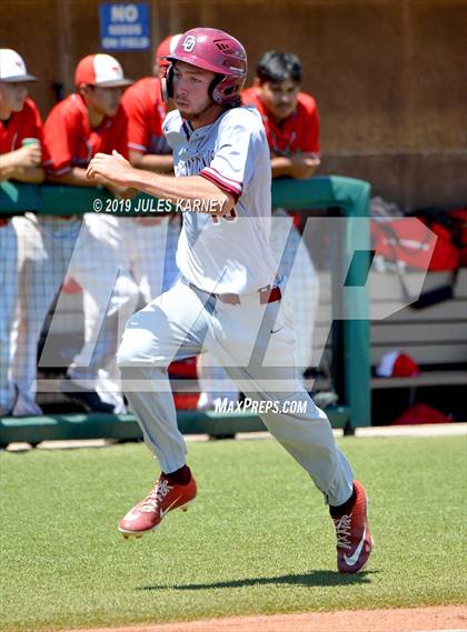Thumbnail 2 in Las Vegas vs Desert Oasis (NIAA 4A Final) photogallery.