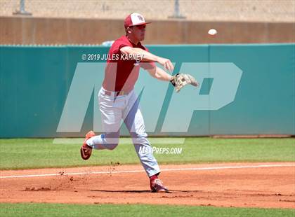 Thumbnail 1 in Las Vegas vs Desert Oasis (NIAA 4A Final) photogallery.
