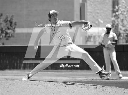 Thumbnail 3 in Las Vegas vs Desert Oasis (NIAA 4A Final) photogallery.