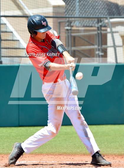 Thumbnail 2 in Las Vegas vs Desert Oasis (NIAA 4A Final) photogallery.