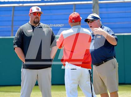Thumbnail 3 in Las Vegas vs Desert Oasis (NIAA 4A Final) photogallery.
