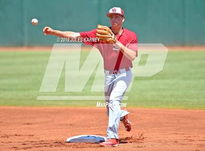 Thumbnail 2 in Las Vegas vs Desert Oasis (NIAA 4A Final) photogallery.
