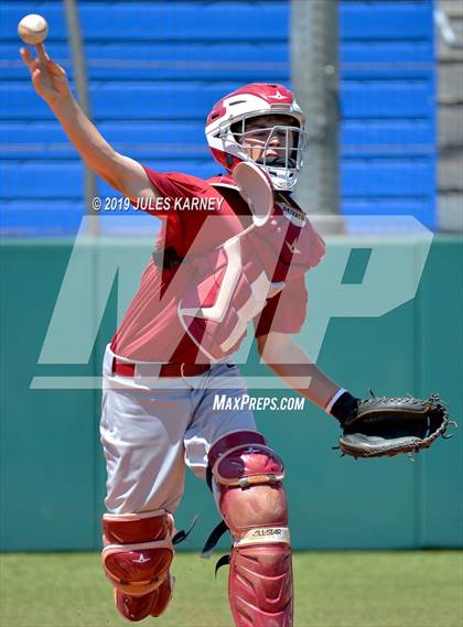 Thumbnail 2 in Las Vegas vs Desert Oasis (NIAA 4A Final) photogallery.
