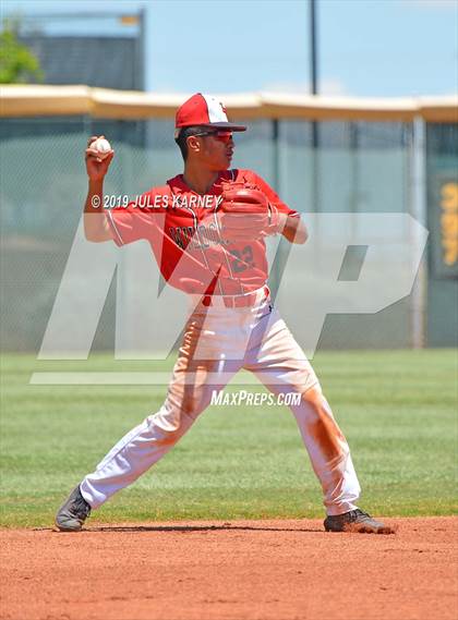 Thumbnail 2 in Las Vegas vs Desert Oasis (NIAA 4A Final) photogallery.