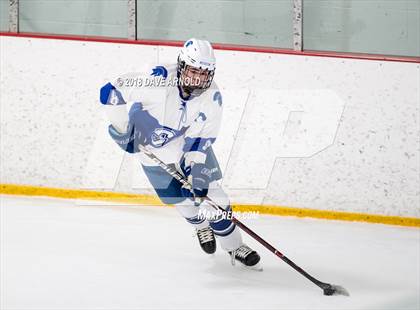 Thumbnail 1 in Saugus @ Stoneham photogallery.