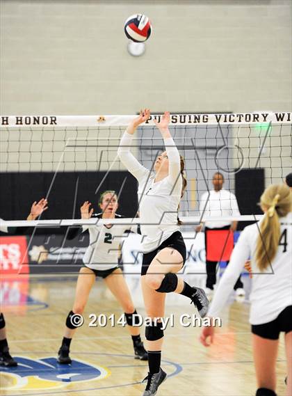 Thumbnail 2 in Archbishop Mitty vs. South (CIF State D2 Finals) photogallery.