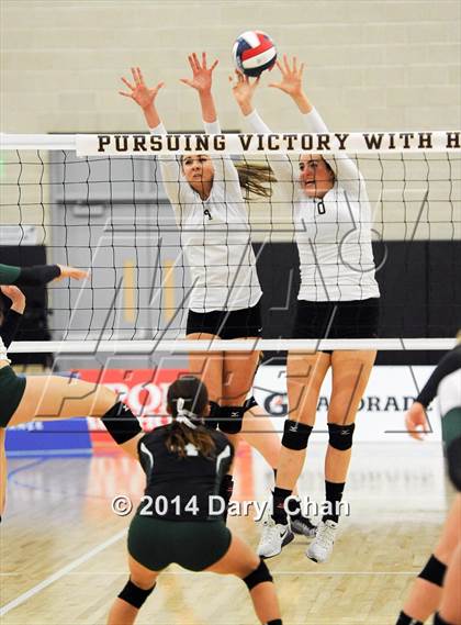 Thumbnail 3 in Archbishop Mitty vs. South (CIF State D2 Finals) photogallery.