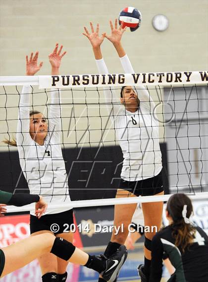 Thumbnail 2 in Archbishop Mitty vs. South (CIF State D2 Finals) photogallery.