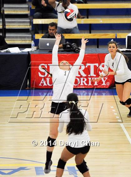 Thumbnail 2 in Archbishop Mitty vs. South (CIF State D2 Finals) photogallery.