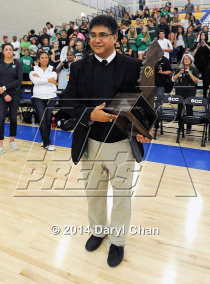 Thumbnail 2 in Archbishop Mitty vs. South (CIF State D2 Finals) photogallery.