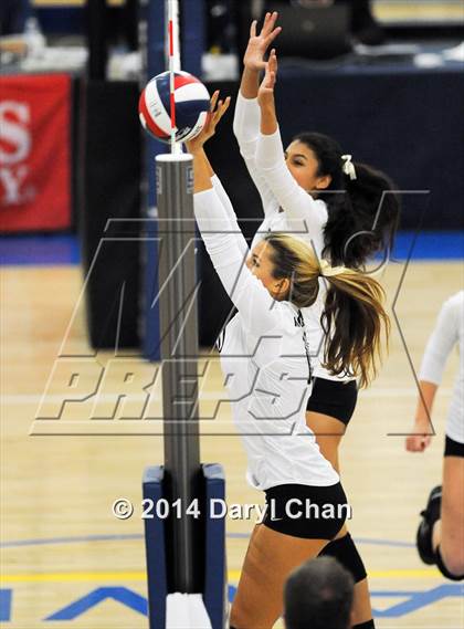Thumbnail 3 in Archbishop Mitty vs. South (CIF State D2 Finals) photogallery.