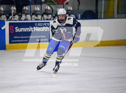 Thumbnail 1 in Portledge @ Delbarton photogallery.