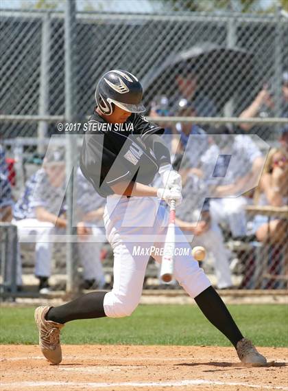 Thumbnail 2 in Calabasas vs. Westview (67th Annual San Diego Lions Tournament) photogallery.