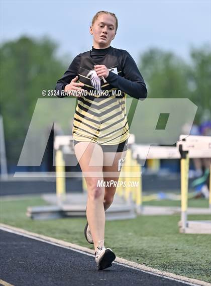 Thumbnail 3 in IHSAA Delta Sectionals (3200 Meter)  photogallery.