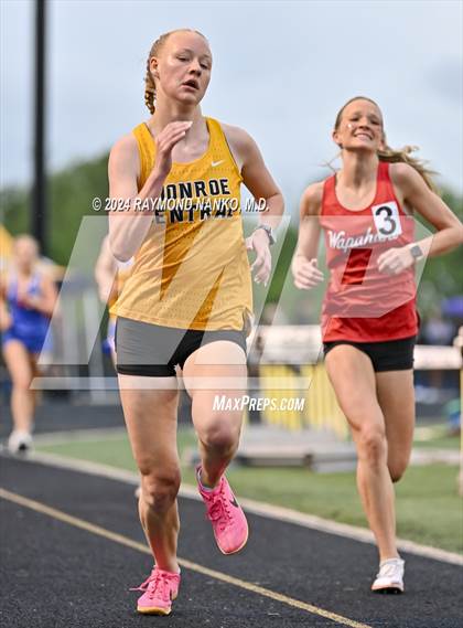 Thumbnail 1 in IHSAA Delta Sectionals (3200 Meter)  photogallery.